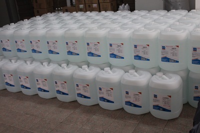 叉车电池补水车