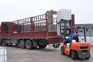 仟净吨桶装去离子水上车图片